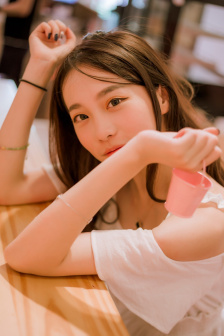 老扒夜夜春宵翁熄性放纵30在线